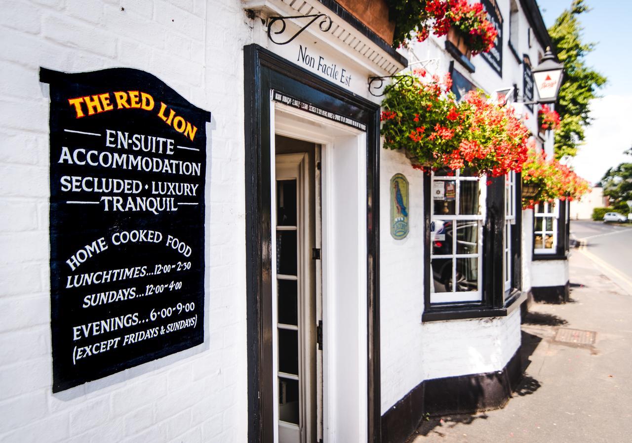 Готель The Red Lion Histon Екстер'єр фото